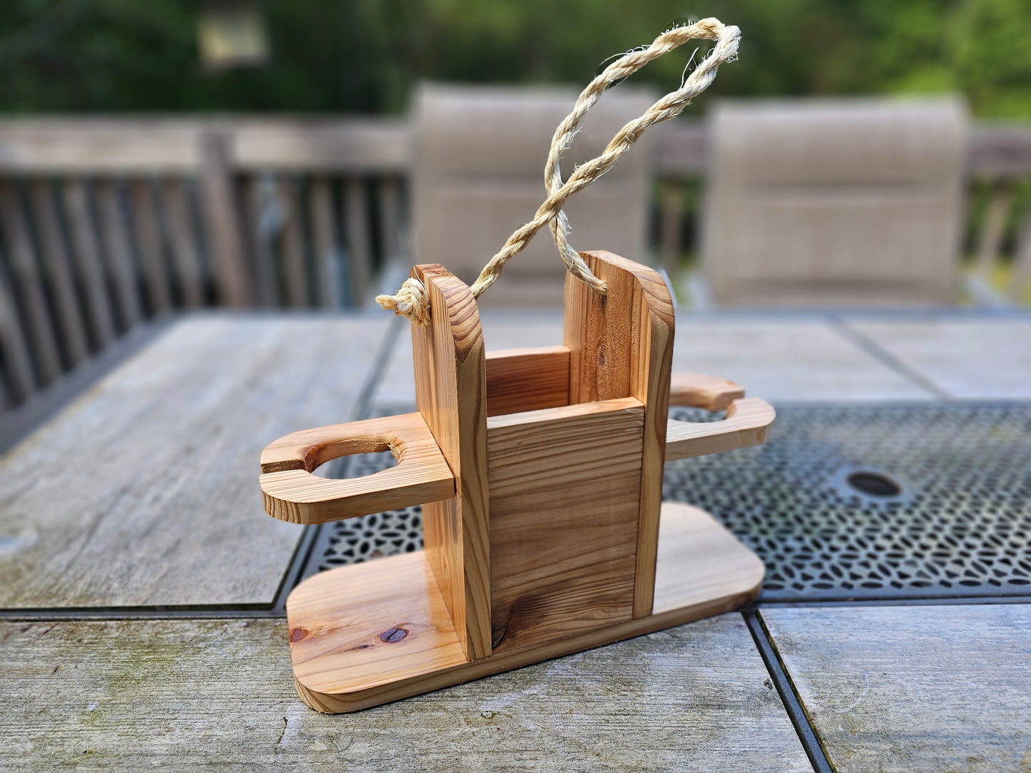 Two glass wine caddy.
