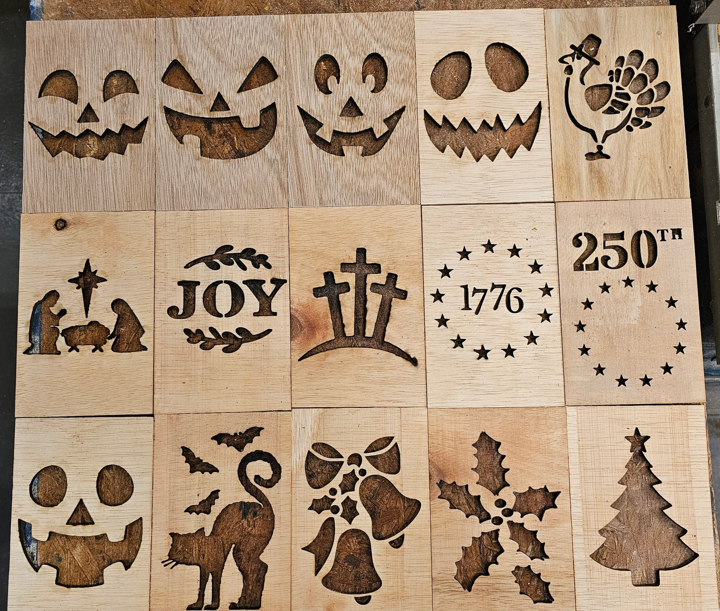 Holiday/seasonal Lantern insert