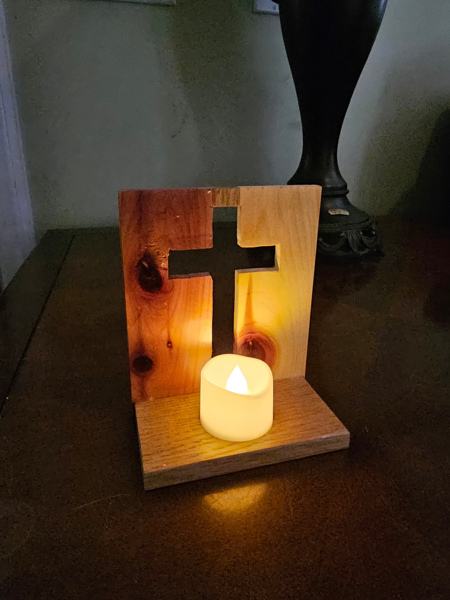 Decorative candle holder
