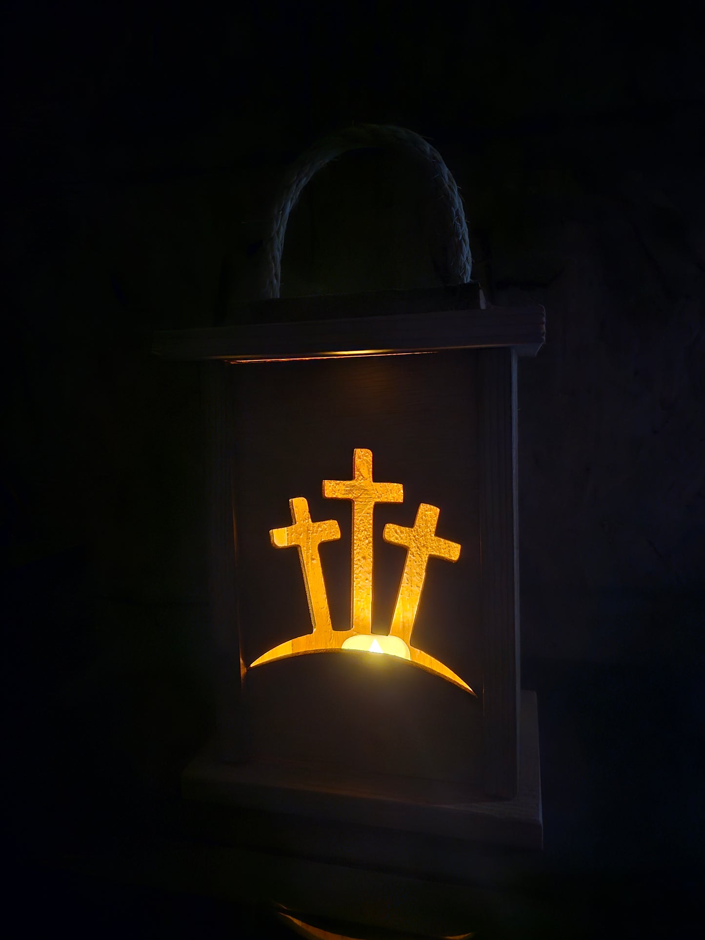 Holiday and seasonal lantern