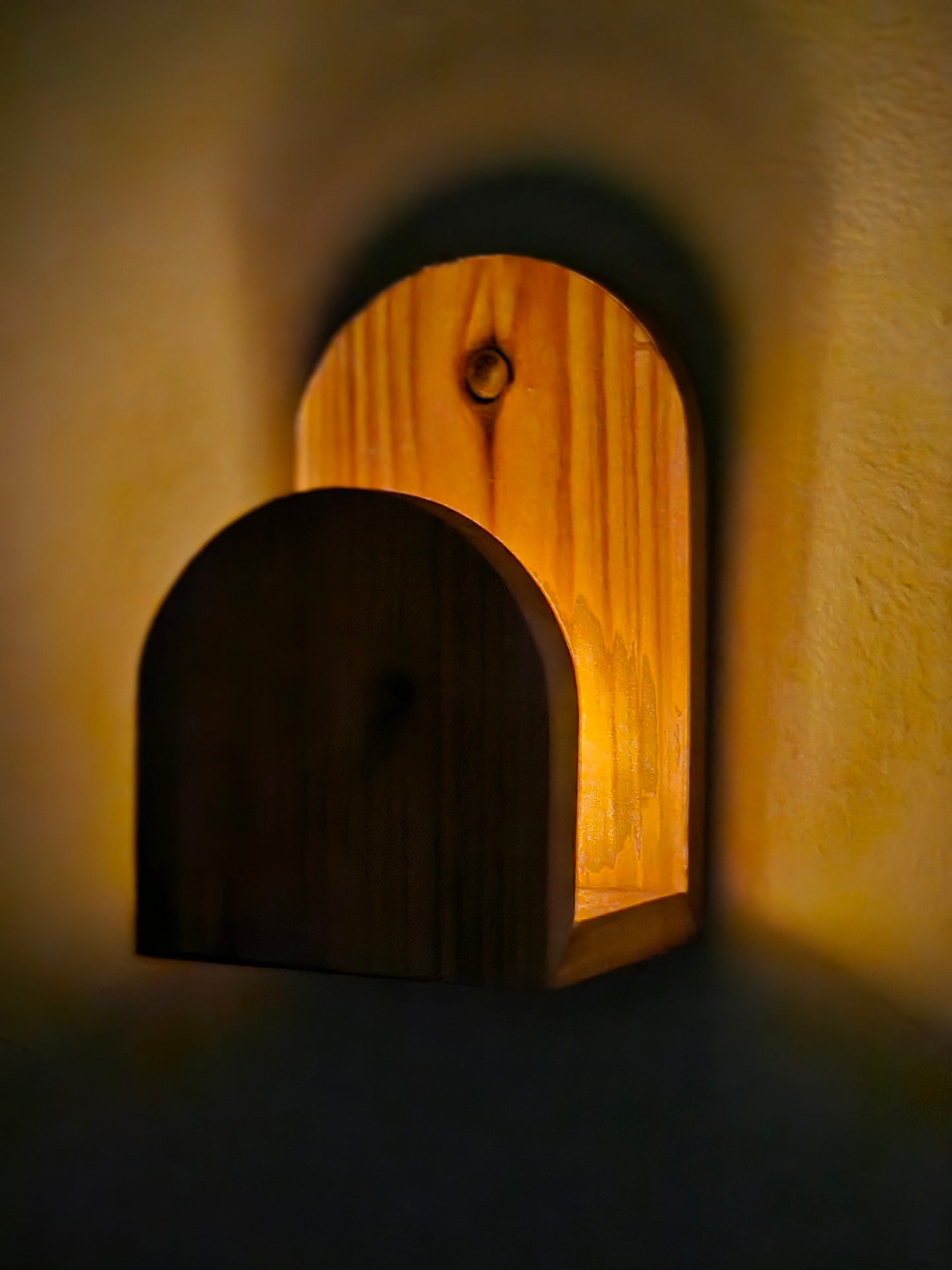 Wall or table top candle holder