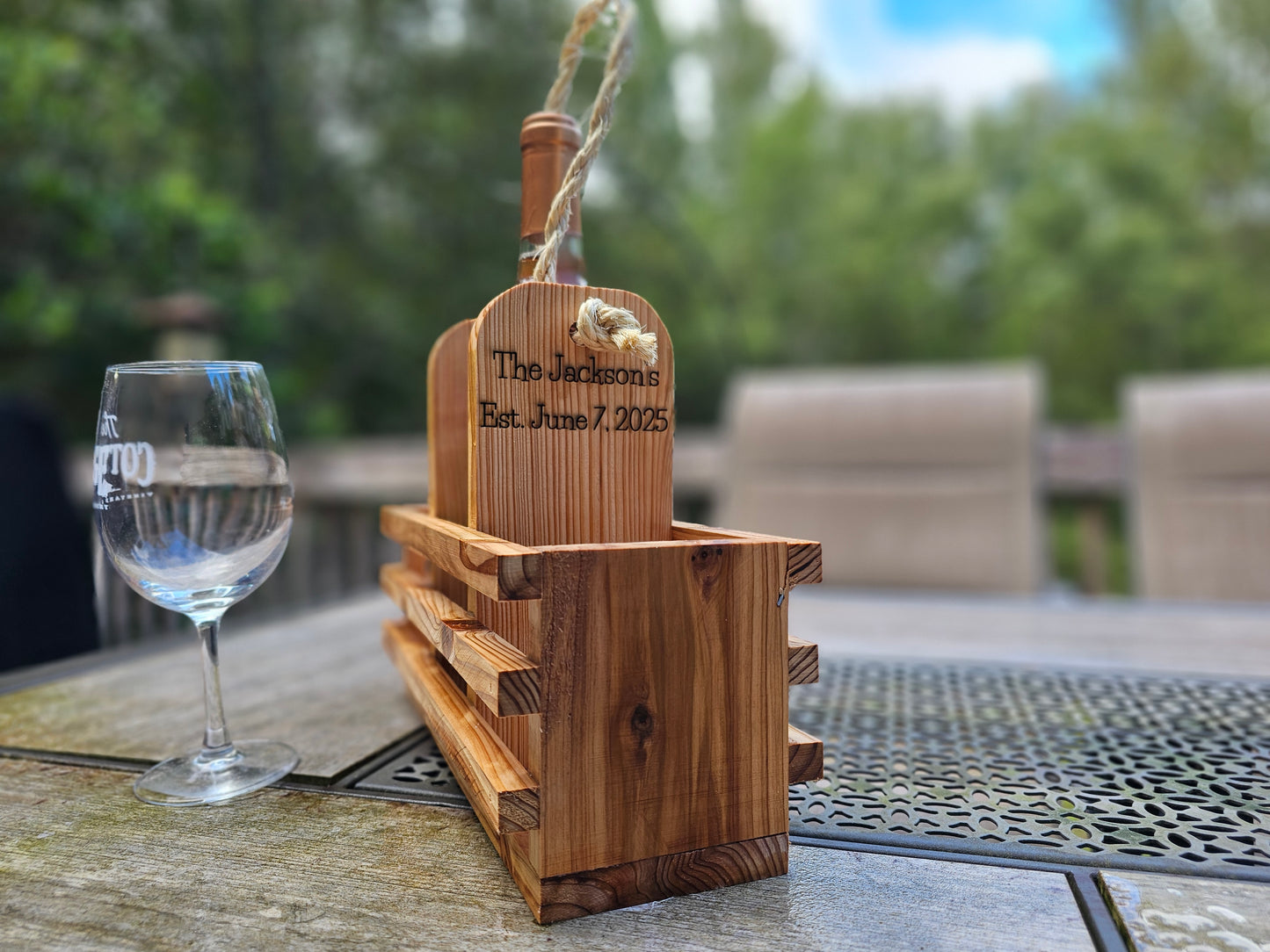 Two glass wine caddy.