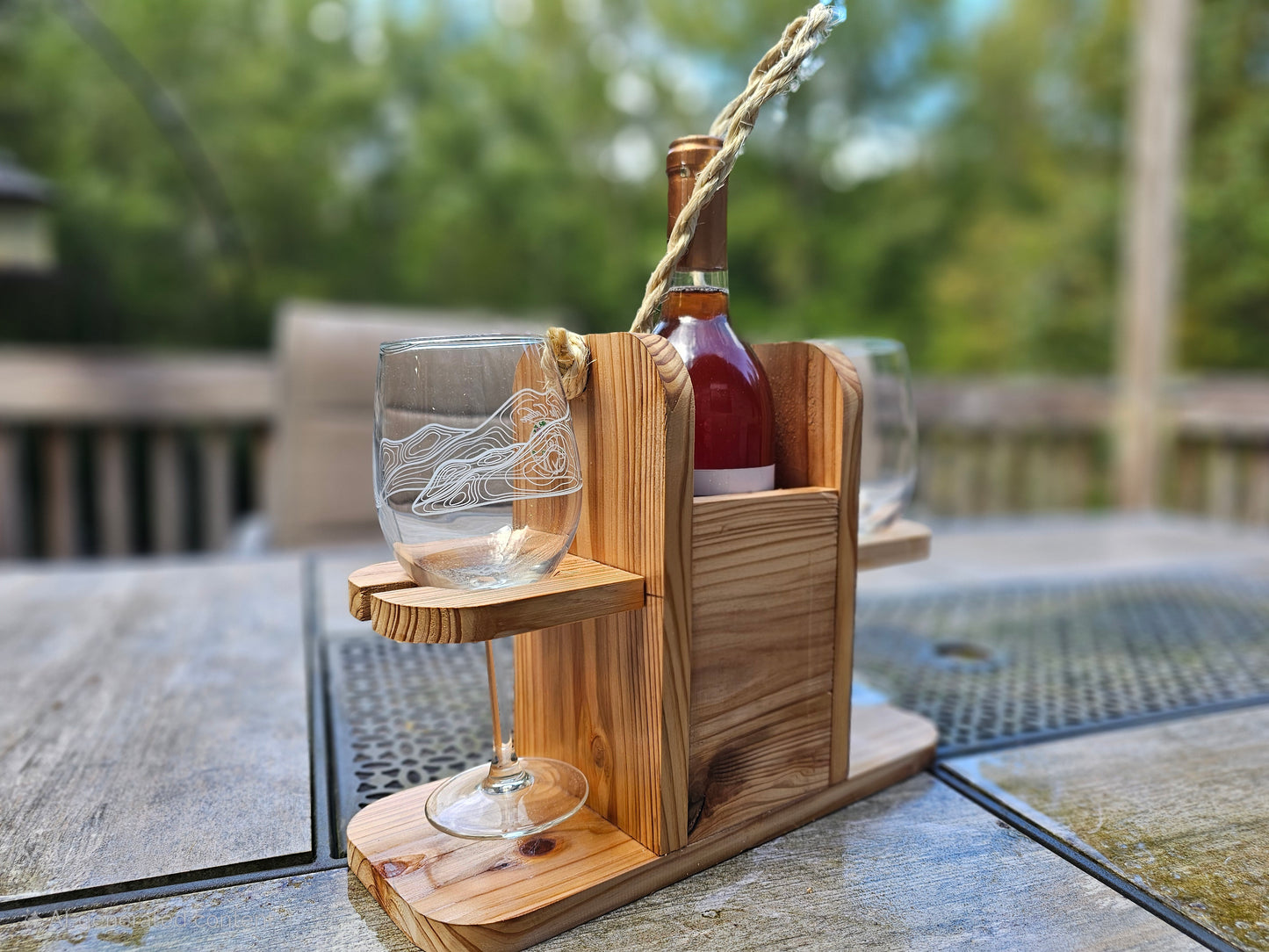 Two glass wine caddy.