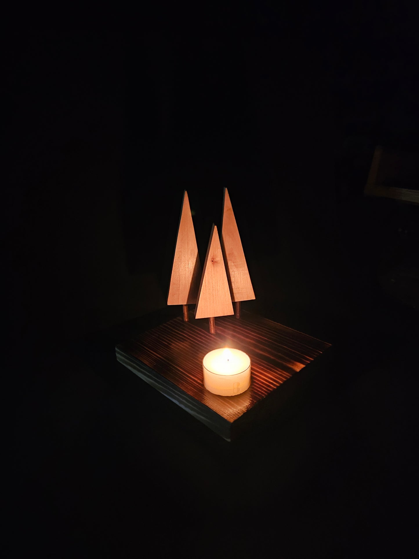 Decorative table top candle holder