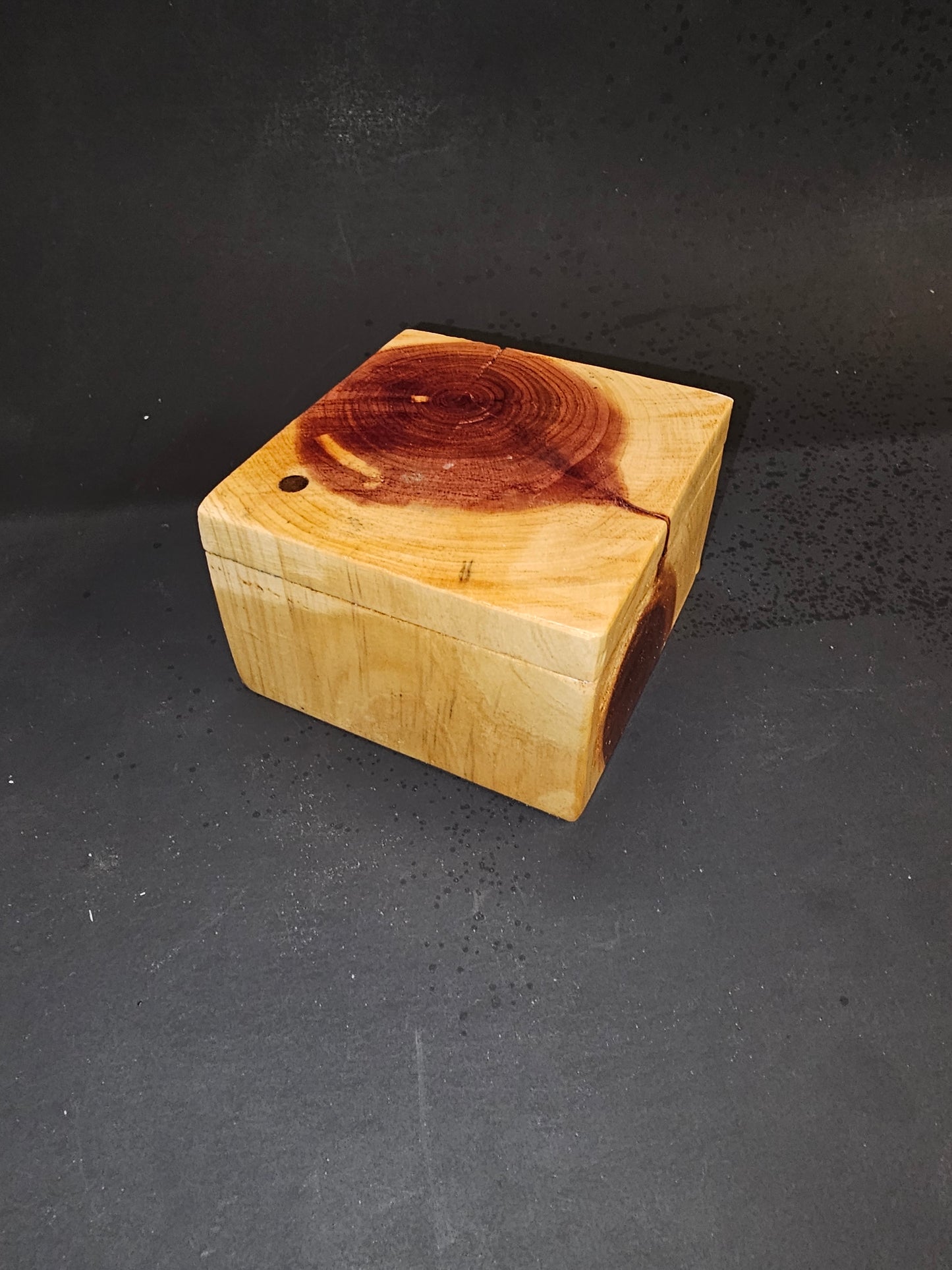 Small keepsake box